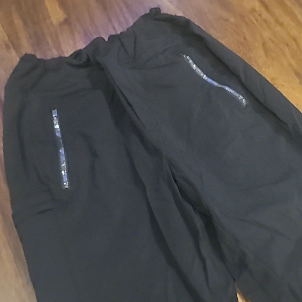 Athleta Trekkie North Jogger Ripstop Black Size 6 Cinch Waist - Picture 2 of 6